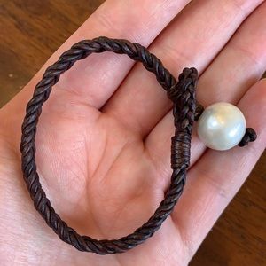 Vincent Peach braided leather and Pearl bracelet